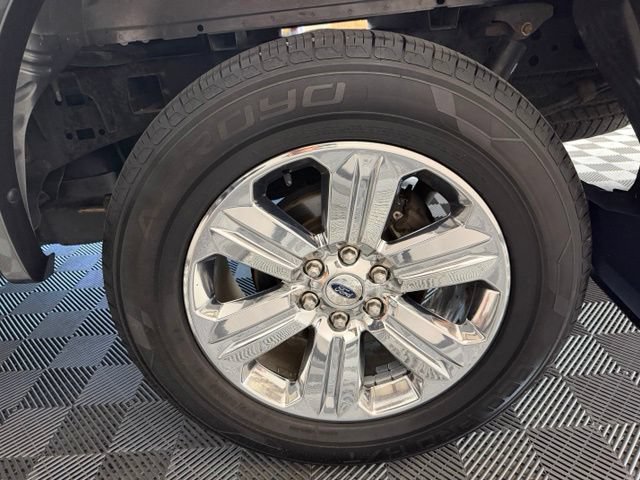 Used 2018 Ford F150 Lariat w/ Equipment Group 502A Luxury AWD/4WD image 47