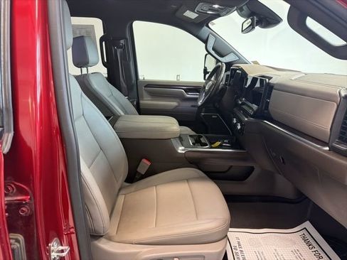 Used 2024 GMC Sierra 3500 SLT w/ SLT Premium Package AWD/4WD image 37