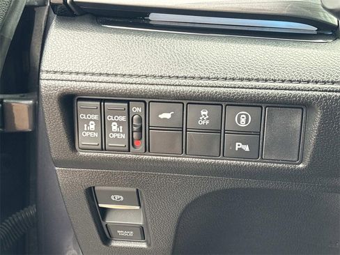 Used 2023 Honda Odyssey Elite image 29