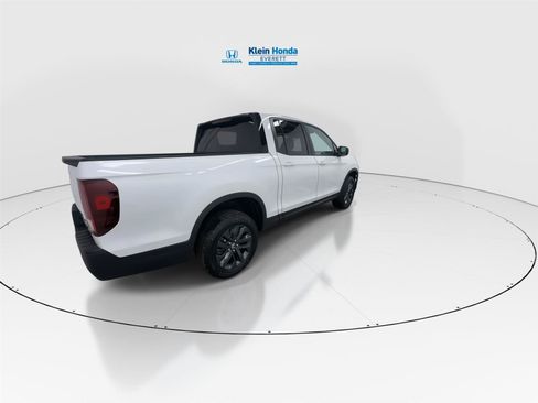 New 2026 Honda Ridgeline Sport image 2