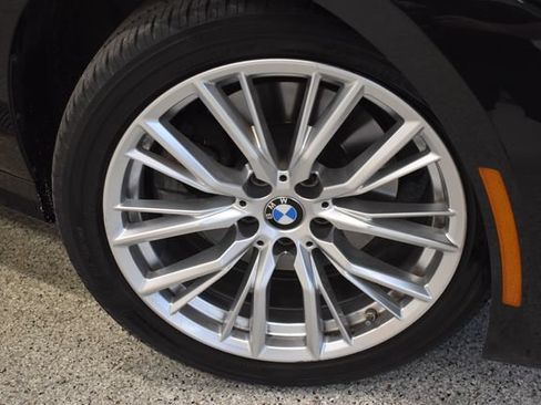 Used 2023 BMW 330i xDrive Sedan w/ Premium Package AWD/4WD image 30