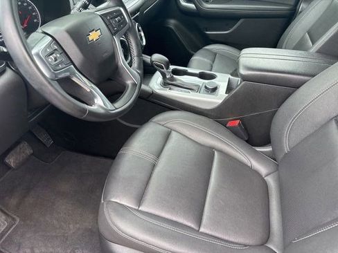 Used 2023 Chevrolet Blazer LT FWD image 11