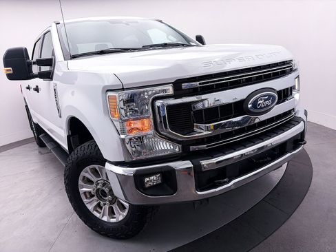 Used 2021 Ford F250 XLT w/ XLT Value Package AWD/4WD image 6
