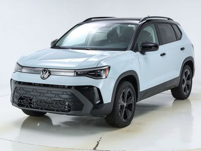New 2025 Volkswagen Taos SE