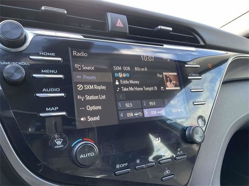 Used 2019 Toyota Camry XSE image 27