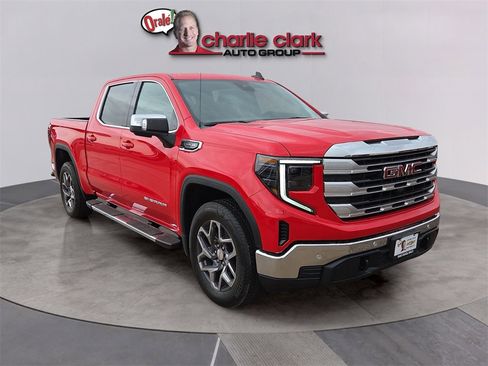 New 2026 GMC Sierra 1500 SLE w/ Preferred Package image 7
