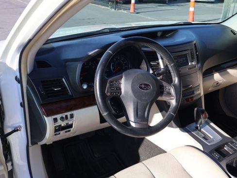 Used 2014 Subaru Legacy 2.5i Limited w/ Moonroof Package image 17