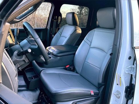 New 2024 RAM 5500 Tradesman w/ Chrome Appearance Group image 18