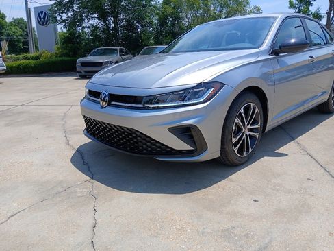 New 2026 Volkswagen Jetta Sport FWD image 3