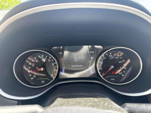 Used 2020 Jeep Compass Latitude w/ Popular Equipment Group AWD/4WD image 27