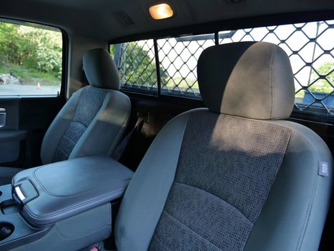 Used 2015 RAM 2500 SLT w/ Popular Equipment Group AWD/4WD image 17
