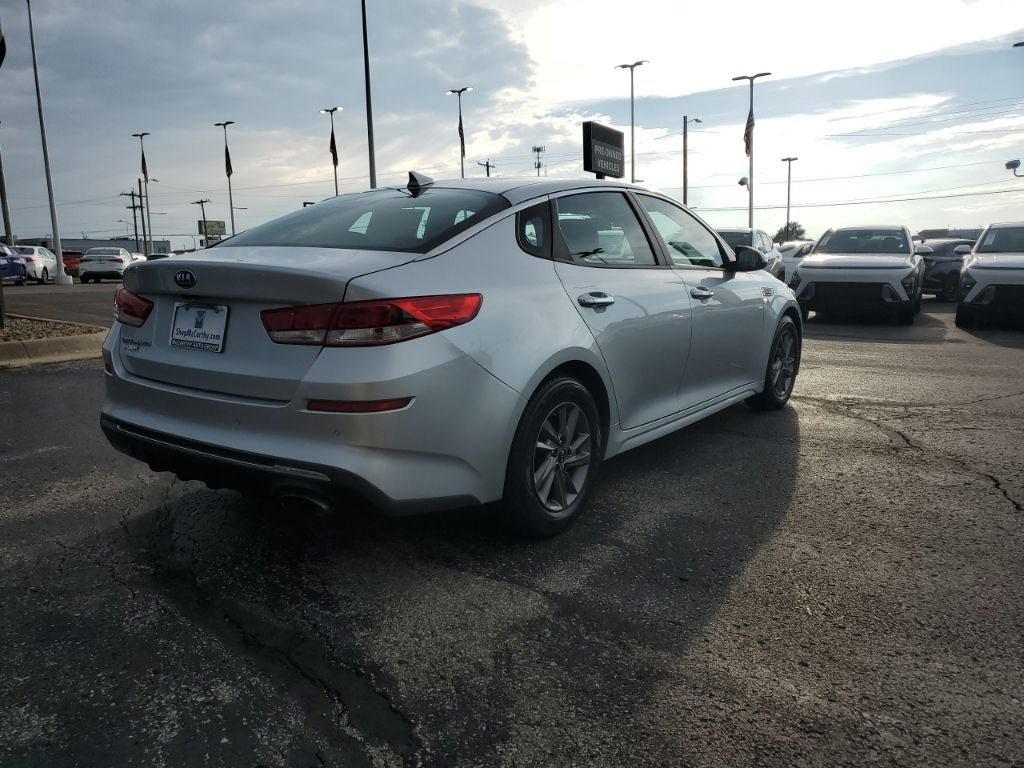 Used 2019 Kia Optima LX FWD image 4
