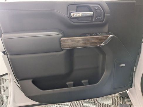 Certified 2022 Chevrolet Silverado 3500 High Country w/ Snow Plow Prep/Camper Package image 19