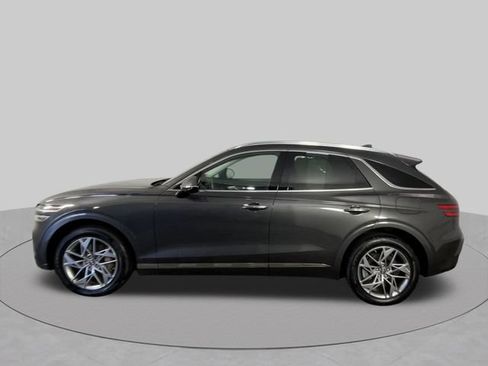 Used 2025 Genesis GV70 2.5T AWD/4WD image 6