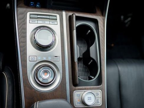 Used 2023 Genesis GV80 2.5T w/ Prestige Package image 37