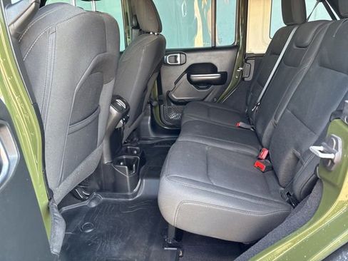Used 2021 Jeep Wrangler Unlimited Sport image 31