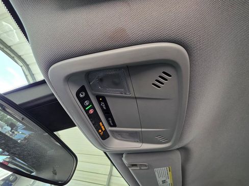 Used 2021 Chevrolet Malibu LT FWD image 23