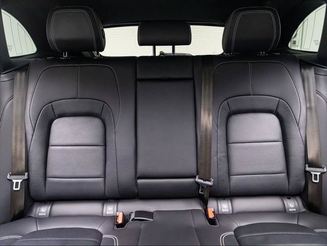 Used 2024 Jaguar F-PACE R-Dynamic S AWD/4WD image 18