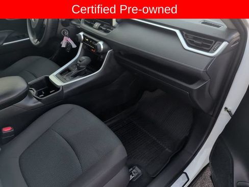 Used 2025 Toyota RAV4 LE FWD image 28