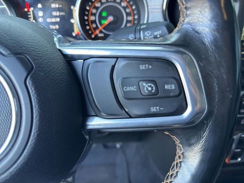 Used 2021 Jeep Gladiator Overland image 28