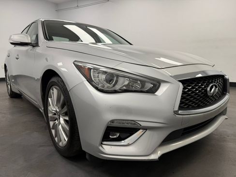 Used 2019 INFINITI Q50 Luxe w/ Essential Package (3.0T Luxe) AWD/4WD image 21