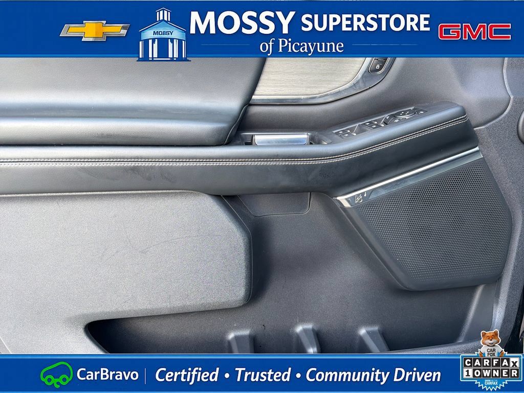 Used 2025 Ford Expedition Max Platinum AWD/4WD image 13