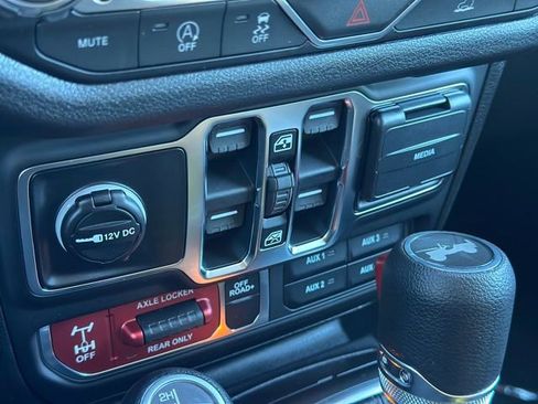New 2026 Jeep Wrangler Willys AWD/4WD image 14