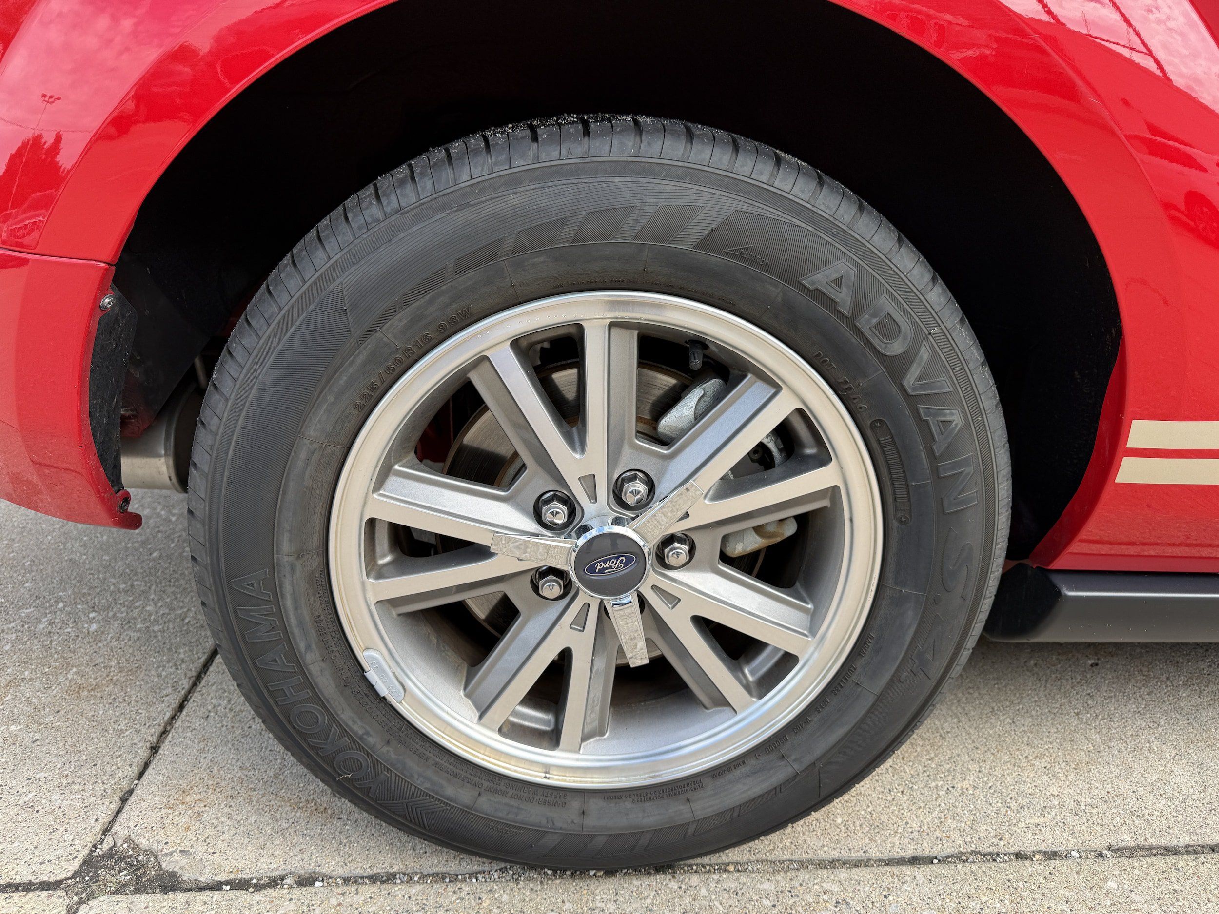 Used 2005 Ford Mustang Premium RWD image 22