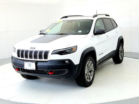 Used 2021 Jeep Cherokee Trailhawk w/ Sun, Sound & Nav Group AWD/4WD image 2