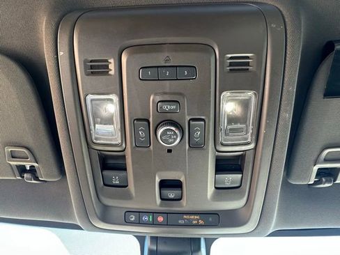 Used 2021 Chevrolet Tahoe LT w/ LT Signature Package image 23