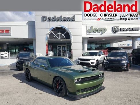 Used 2023 Dodge Challenger SRT Hellcat image 1