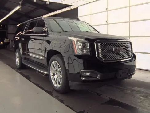 Used 2015 GMC Yukon XL Denali w/ Open Road Package image 4