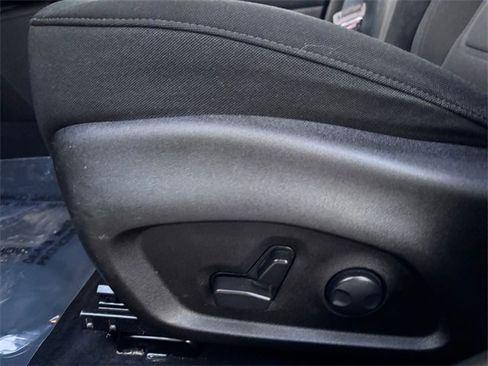 Used 2022 Jeep Renegade Latitude w/ Convenience Group image 11