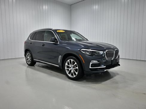Used 2019 BMW X5 xDrive40i w/ Convenience Package AWD/4WD image 3
