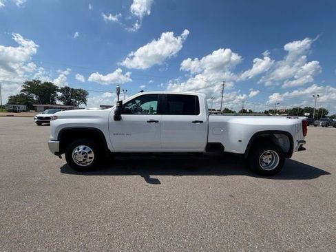 Used 2025 Chevrolet Silverado 3500 W/T AWD/4WD image 7