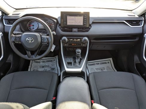 Used 2021 Toyota RAV4 LE image 14
