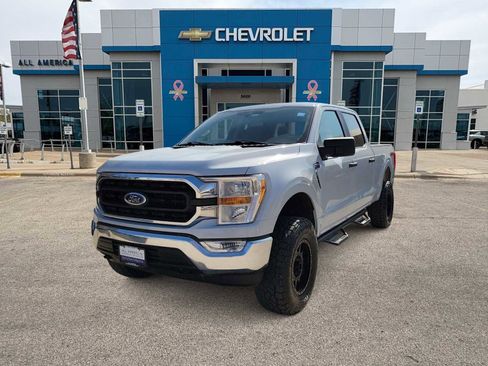 Used 2022 Ford F150 XLT image 1
