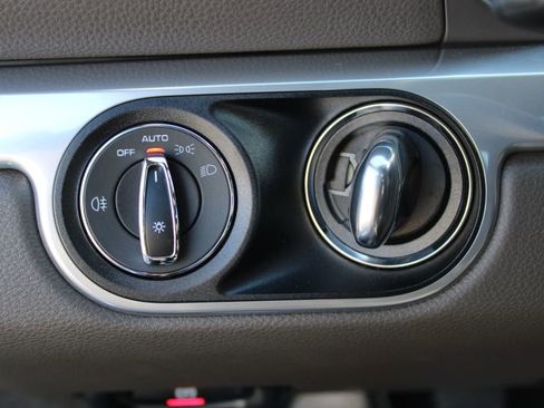 Used 2018 Porsche 718 Cayman RWD image 27