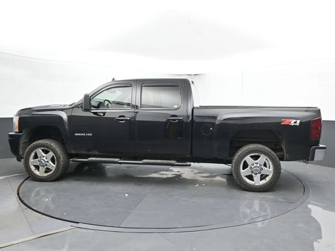 Used 2014 Chevrolet Silverado 2500 LTZ w/ LTZ Plus Package AWD/4WD image 8