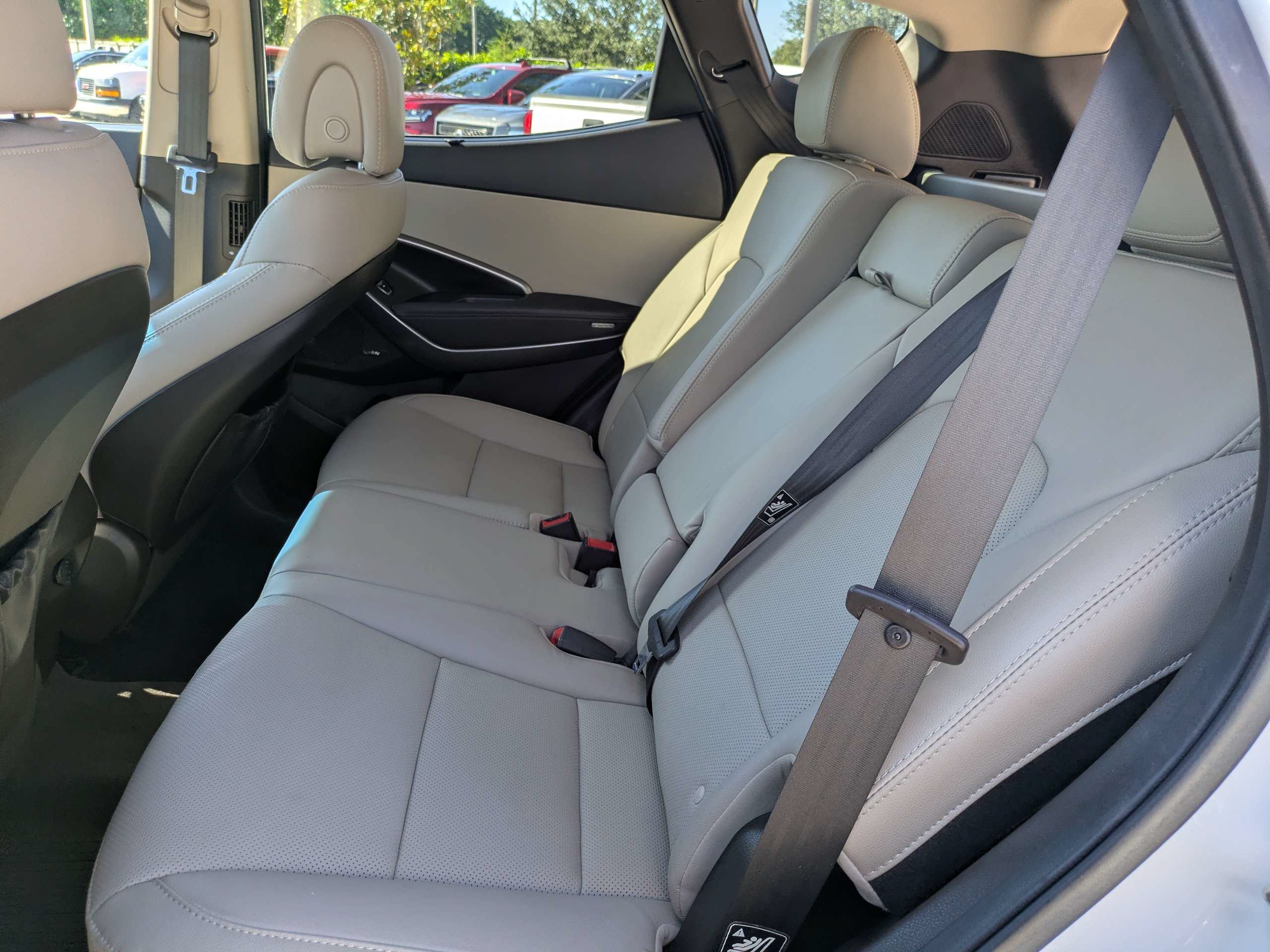 Used 2017 Hyundai Santa Fe Sport w/ 2.4L Tech Package 04 FWD image 13