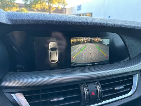 Used 2018 Alfa Romeo Stelvio Ti Sport image 30