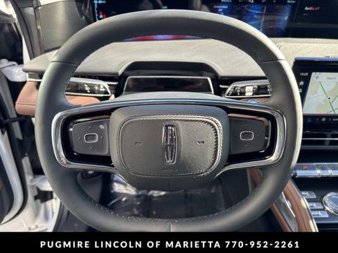 New 2026 Lincoln Nautilus Reserve image 24