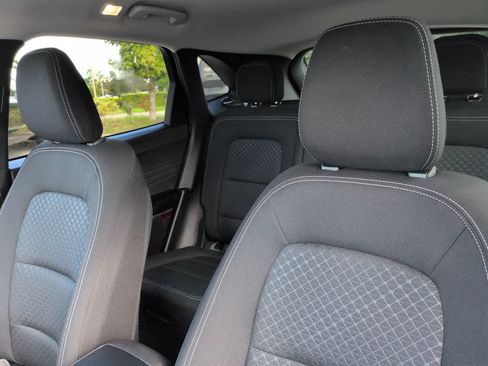 Used 2025 Ford Escape Active AWD/4WD image 8