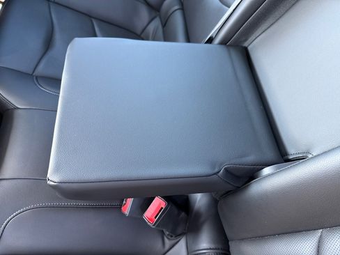 Used 2018 Chevrolet Volt LT w/ LT Driver Confidence Package image 29