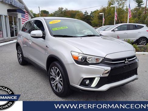 Used 2018 Mitsubishi Outlander Sport SE image 1