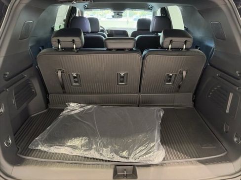 New 2026 Chevrolet Traverse LT w/ Driver Confidence Package image 14