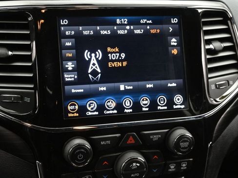 Used 2021 Jeep Grand Cherokee Laredo X image 18