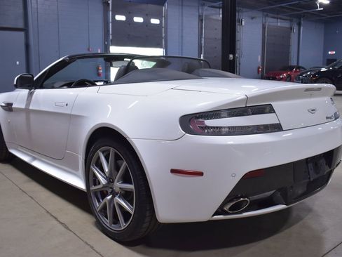 Used 2014 Aston Martin V8 Vantage S image 10