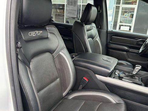 Used 2022 RAM 1500 Laramie w/ G/T Package AWD/4WD image 6