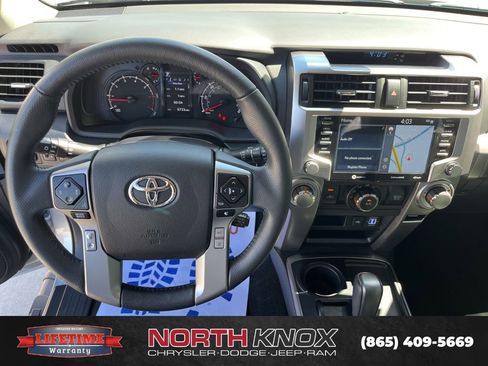 Used 2022 Toyota 4Runner SR5 Premium RWD image 8